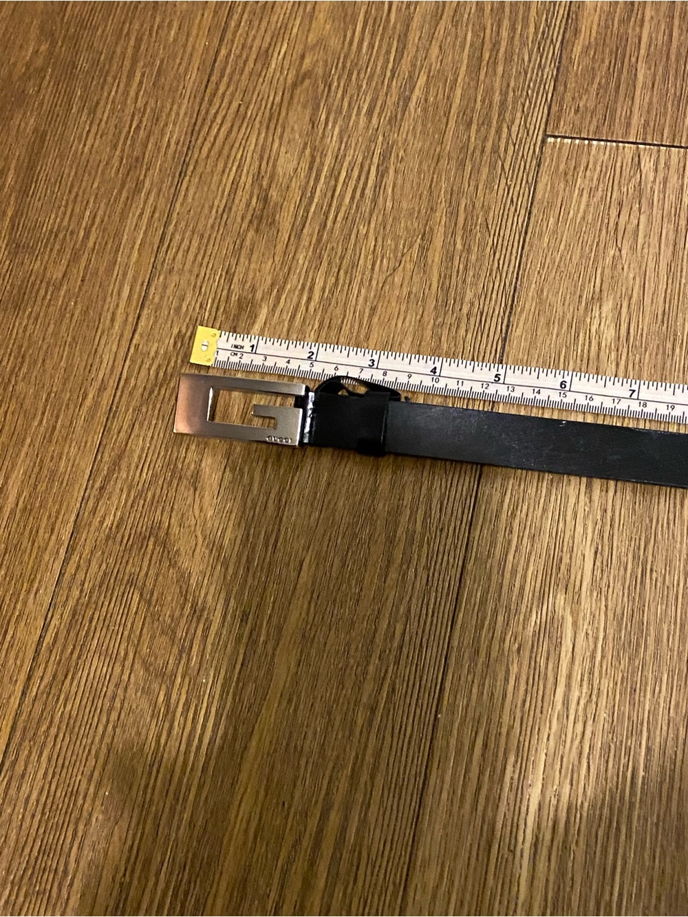 Gucci Black Leather Belt with Silver G-Plate Buckle - Picture 2 of 6